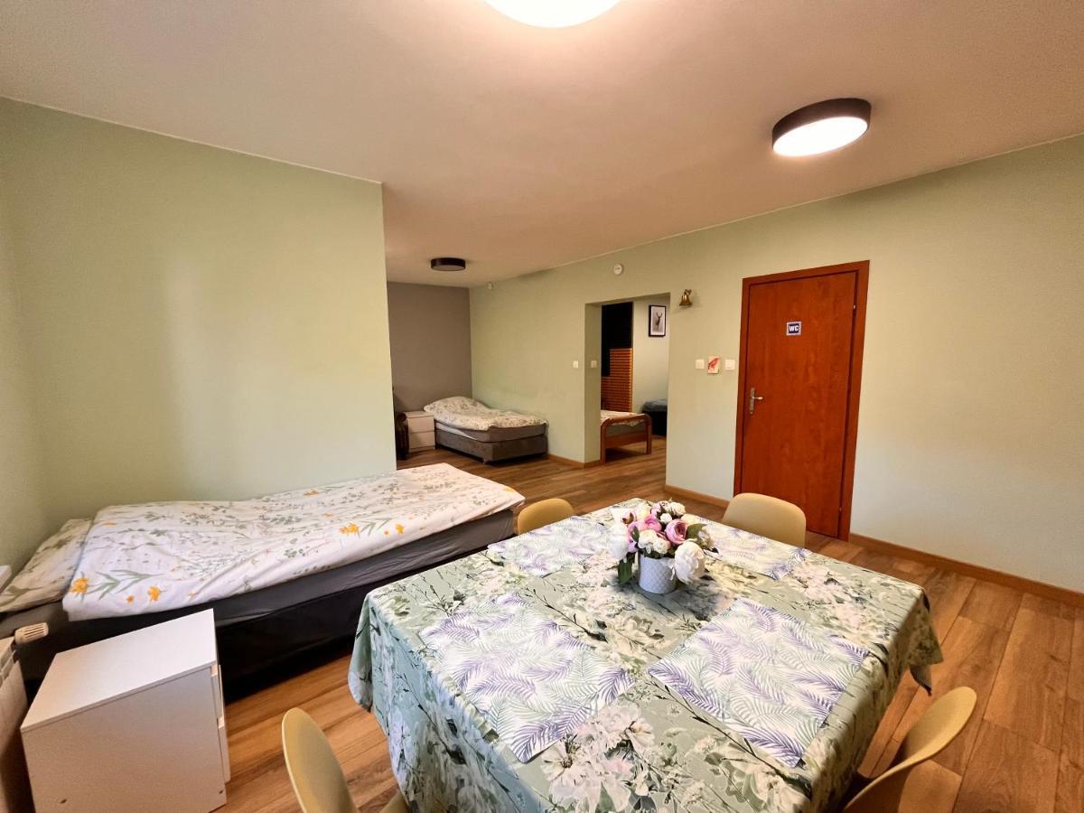 Green Albatros 48M With Bathroom Warszawa Eksteriør bilde