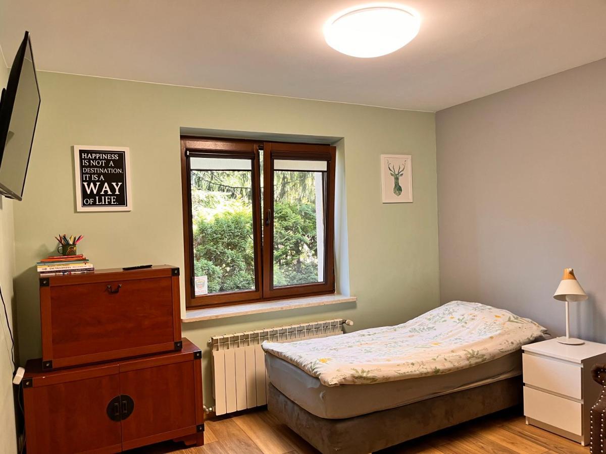Green Albatros 48M With Bathroom Warszawa Eksteriør bilde